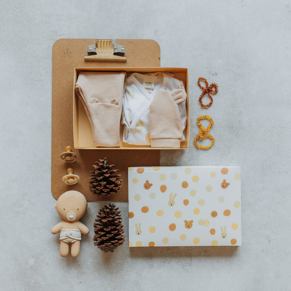 Set Wooly Organic. Cappellino con Orecchie+body+leggings