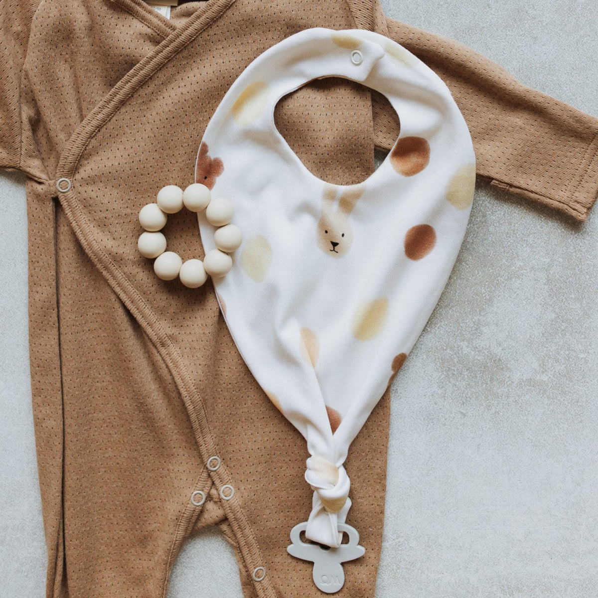 Bavaglino con Clip Portaciuccio a Pois Neonati Wooly Organic