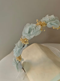 Coroncina Copricapo Arco con Fiori di Bambula e Nastri Siena