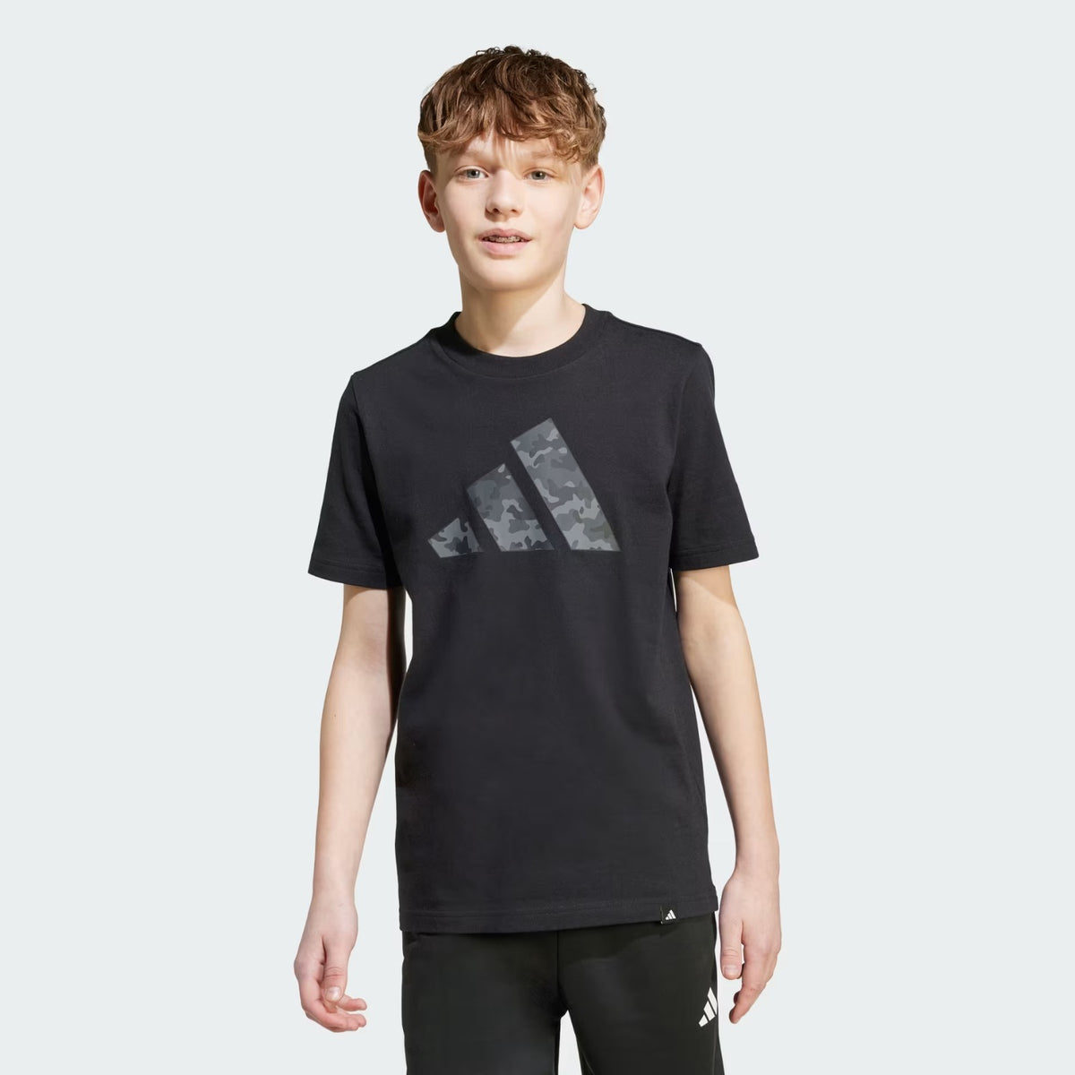 T-shirt Adidas Nera con Logo Mimetico - Unisex