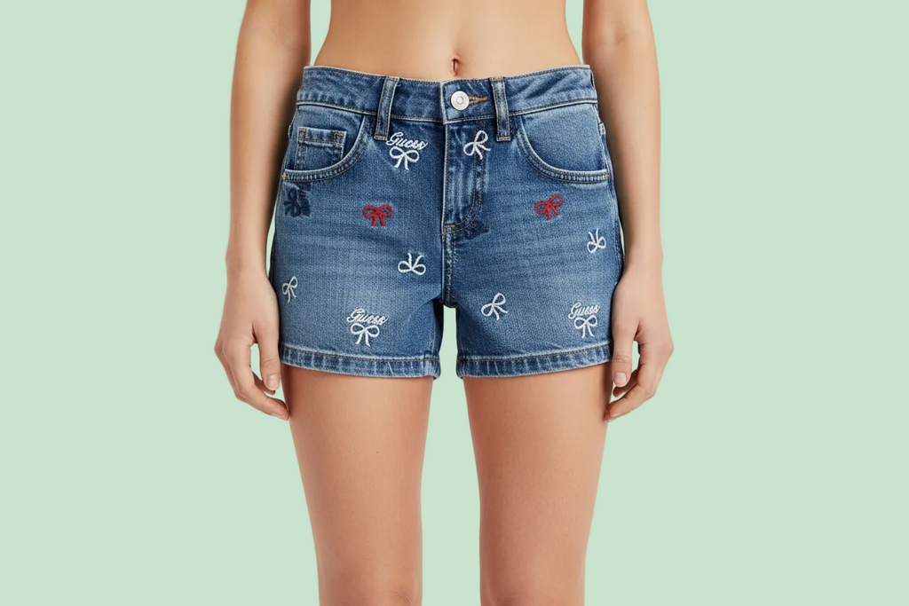 SHORTS DI JEANS CON FIOCCHI GUESS