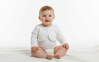 Cerimonia Coprispalle Newborn con Strass e Perle - 60% Ry 35% Ny 5% Sp Alice Pi
