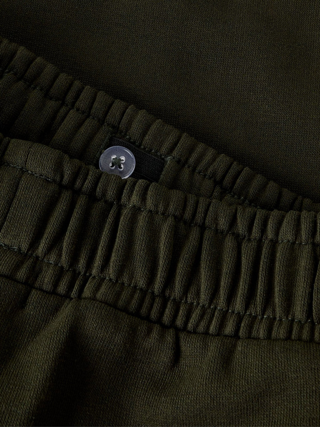 Pantaloni Regular FELPATI Fit dal taglio comodo e moderno